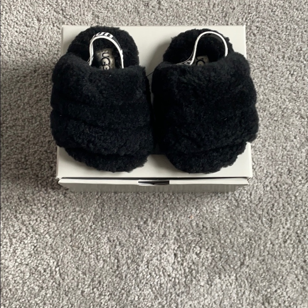 Baby ugg sandals